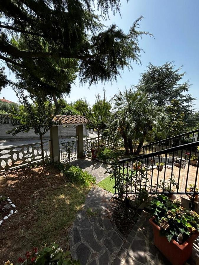 B&B La Casa Di Polly Falconara Marittima Bagian luar foto